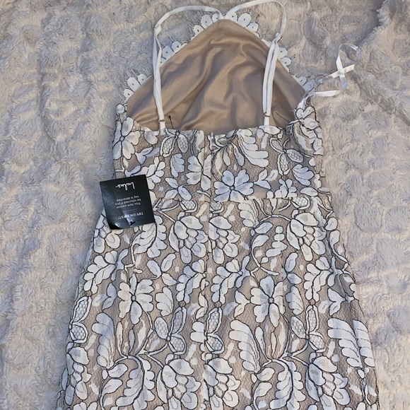Lulus lace dress NWT - Picture 5 of 6